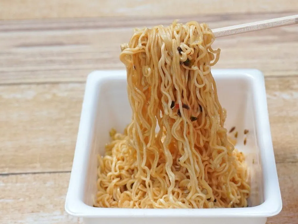 第2位　「このカップ麺、ガチで激うまだった」4月上旬に調査した“最高だったカップ焼きそば”ベスト3杯【1位は本格とんこつラーメンなペヤング!?】