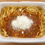 ソースと粉チーズのいい香りが漂ってきて、食べる前からおいしそう