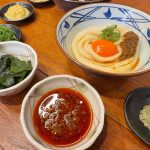 無料の薬味とトッピングに「わかめ」「しび辛ラー油」が新登場！