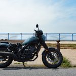 ちょっとバイクに乗ってみたい人、クラッチ操作が少し苦手な初心者の人、そして楽にバイクライドを楽しみたいという人にマッチする”FUN”バイク