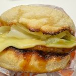 マフィンの方がより食べ応えがあって美味い！