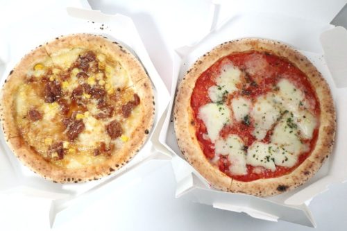 「セブン-イレブン話題のグルメ」お店でピザまで焼くの!? 意外と美味しいけど…ライターが感じた“コンセプト的に微妙”な点とは？コンビニマニアが実食レポート