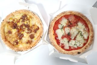 「セブン-イレブン話題のグルメ」お店でピザまで焼くの!?意外と美味しい、けど…ライターが感じた“コンセプト的に微妙”な点とは？コンビニマニアが実食レポート