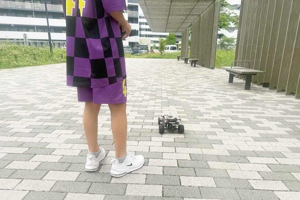 子供と一緒に走らせてみた