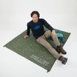 ミレー「オフライン ポンチョ ブランケット L」￥6,050／W158×H141㎝