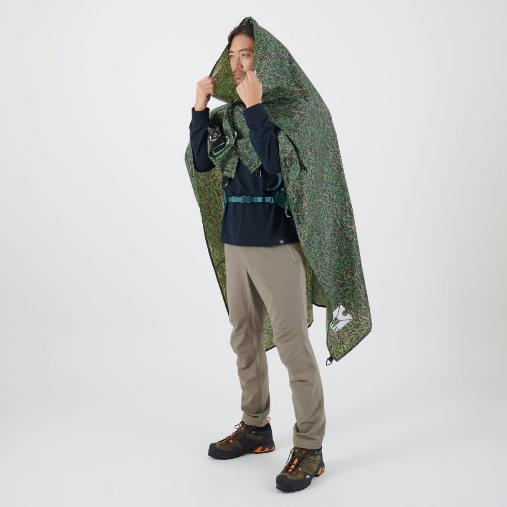 ミレー「オフライン ポンチョ ブランケット L」￥6,050／W158×H141㎝