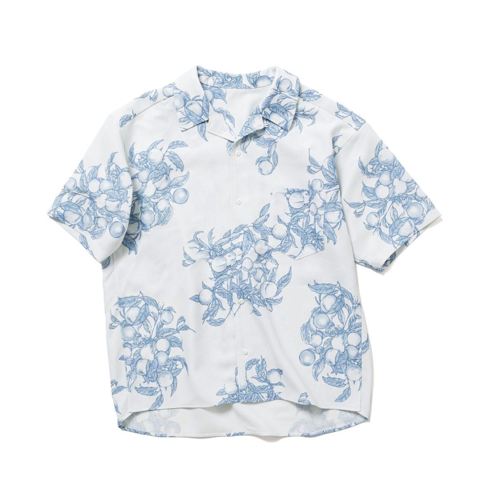 ナンガ「サルーシャツ」￥16,500／ライトグレー