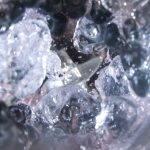 氷や冷凍フルーツもパワフルに砕いて、なめらかな仕上がりを実現