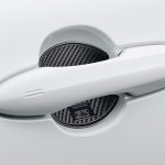 ドア開閉時のひっかき傷を防止する「GRドアハンドルプロテクター」