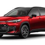 ボディカラーは専用ツートーン3色（ブラック×エモーショナルレッドⅡ、ブラック×プラチナホワイトパールマイカ、ブラック×アッシュ）を含む全8色を設定