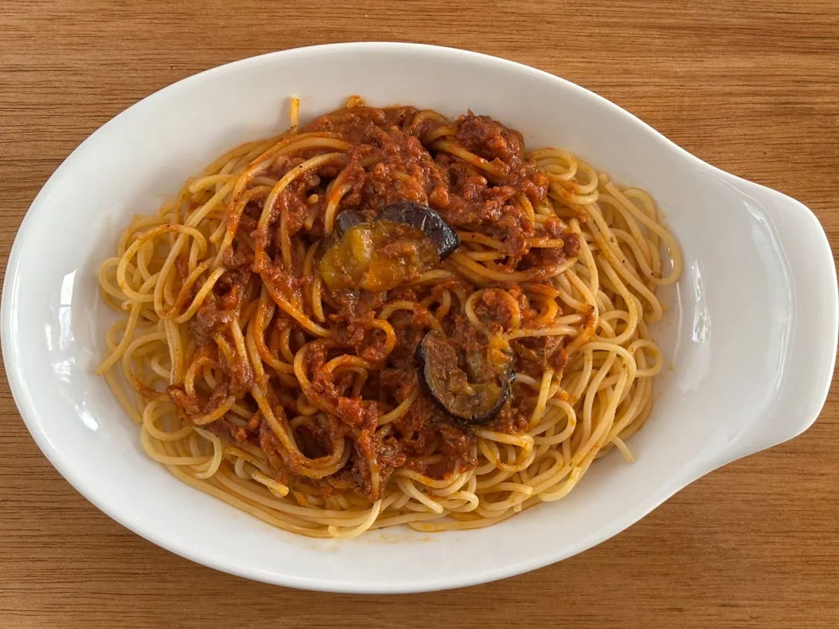 見た目にも牛挽肉がたっぷり入っているのがわかります