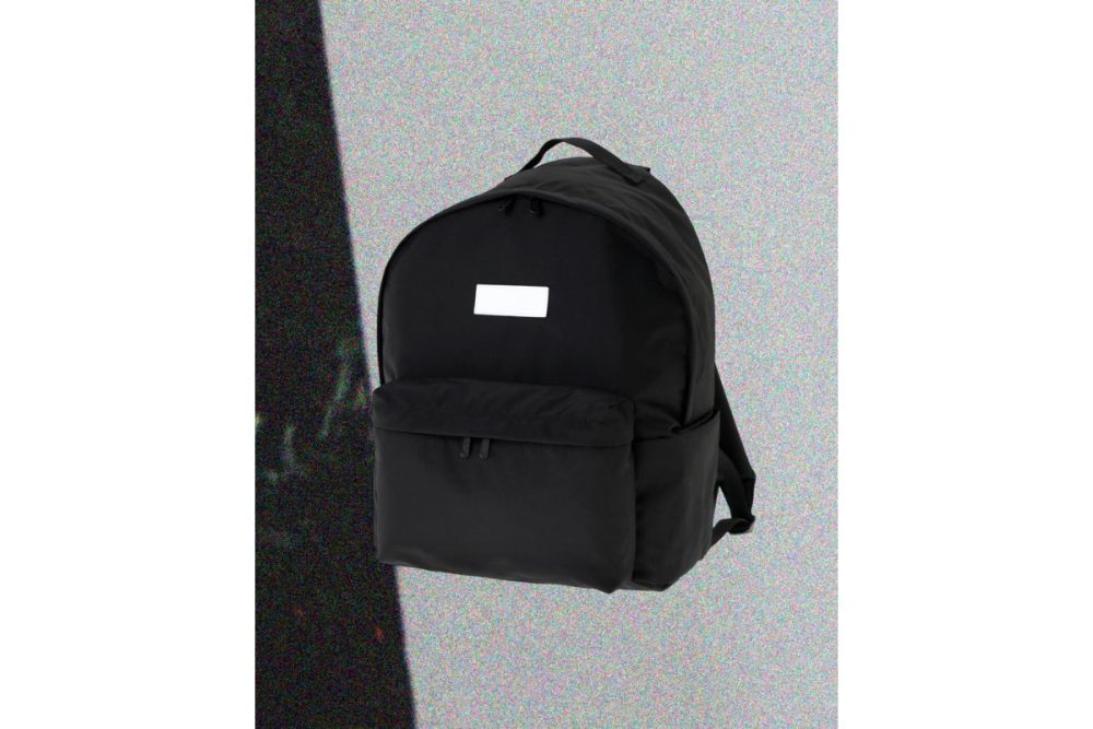 マンハッタンポーテージ「ビッグ アップル バックパック（XL）300P コーデュラ エコ シーン VOL.2」￥23,100／W34×H45×D16㎝