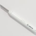 ついに1000円を割るアイテム登場！ 好奇心を掻き立てる激安スマホ連動カメラ付き耳かき