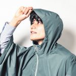 フードはツバ付き