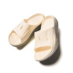 HOKA（ホカ）　オラ リカバリー スライド 3