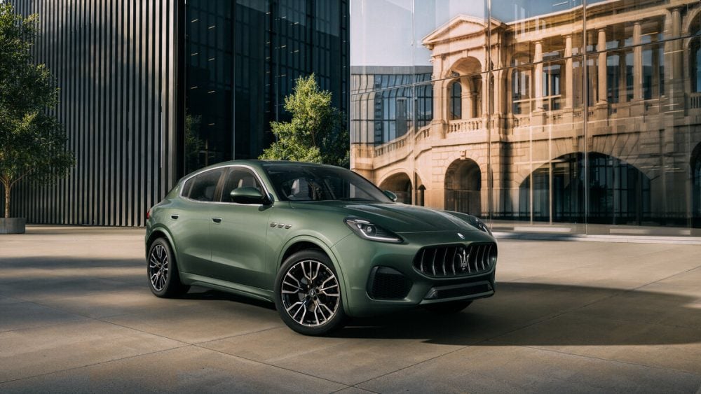 マセラティのミッドサイズSUV「グレカーレ」シリーズにエントリーモデル「グレカーレ」が登場