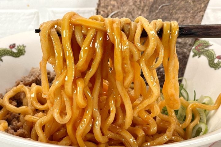 「この袋麺がコメ価格高騰の救世主に!?」マニアおすすめ“近所で買える”アレンジ自在の激うまインスタントラーメン3選