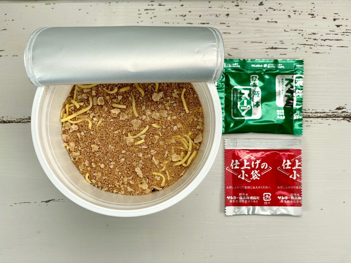 サンヨー食品
「料理研究家リュウジ監修 虚無味噌ラーメン」／YouTubeではラードと無添加味噌とカツオ粉、そして味の素をポイントにして紹介されてました。今回はそれをブラッシュアップし再構築した内容となっております