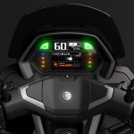 4.2インチカラーTFTと3.2インチLCDを組み合わせたモダンなディスプレイ