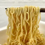 第1位　「いま絶対食べるべきカップ焼きそば」今年は昭和100年！即席麺マニアおすすめ“昭和レトロな味がたまらない…焼そばカップ麺”ベスト3【1位はスープが付いた驚愕コスパ】