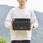 本体サイズ350×242×245㎜、重さ5.2㎏で、同程度のスペックの機種と比較して約58%（当社比）の軽量化