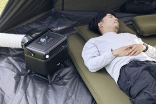 「今やキャンプの必携ギア」防災にも嬉しい10時間稼働！パワーアーク初の“ポータブルクーラー”は16℃冷却＆200W省電力のスグレモノ