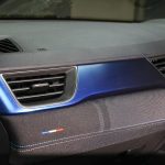 エスプリ アルピーヌは専用インテリアとなり、ダッシュボード部分がブルーのパネルになったり、ステッチが入る