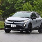 一方のマイルドハイブリッドは日本車にもよくある発進・加速時にモーターがアシストするというシンプルな構造となっている