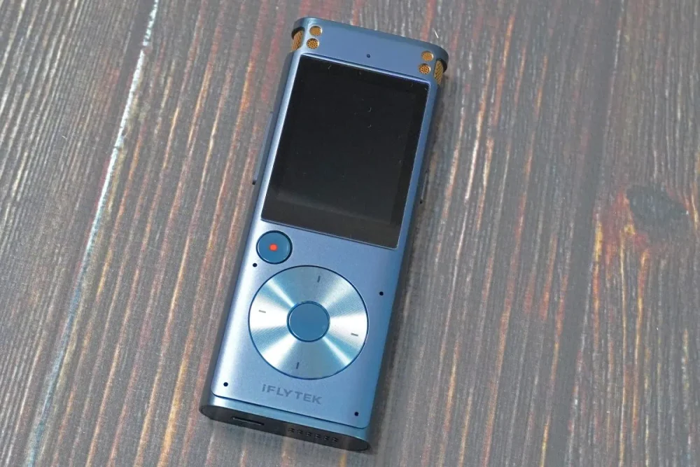 第1位　「他にはない超安全ボイスレコーダー」完全オフラインで自動文字起こし！データ流出リスクを最小限に抑えた“AIボイスレコーダー”が使えすぎた