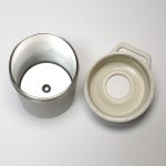 無印良品「冷やしたまま持ち運べる　ペットボトル用保冷ホルダー」