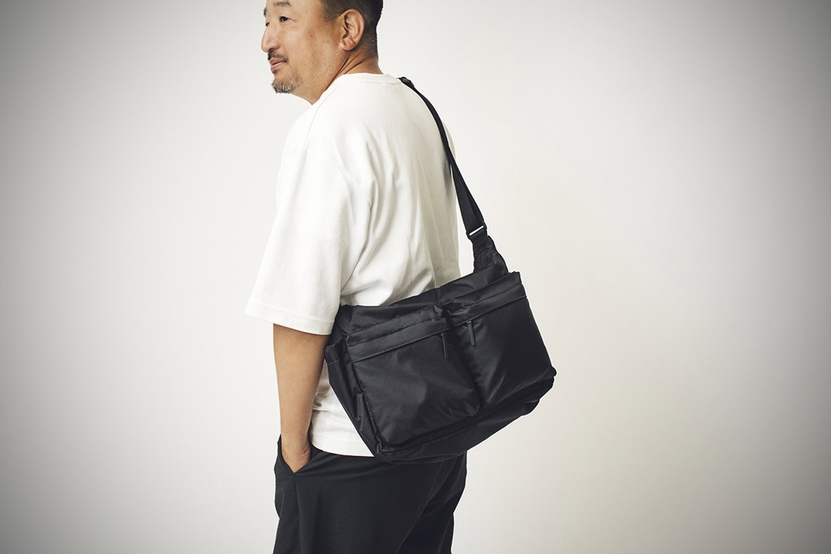 ユニクロ マルチポケットショルダーバッグ ￥2,990（税込）