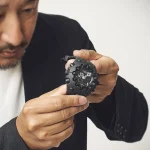 第2位　「こんなG-SHOCKありなの？」まるで生命体!? “斬新すぎるGA-V01”の機能とデザインに衝撃を受けた！／No.1モノ雑誌編集長のお墨付き『コレ買いです』Vol.111