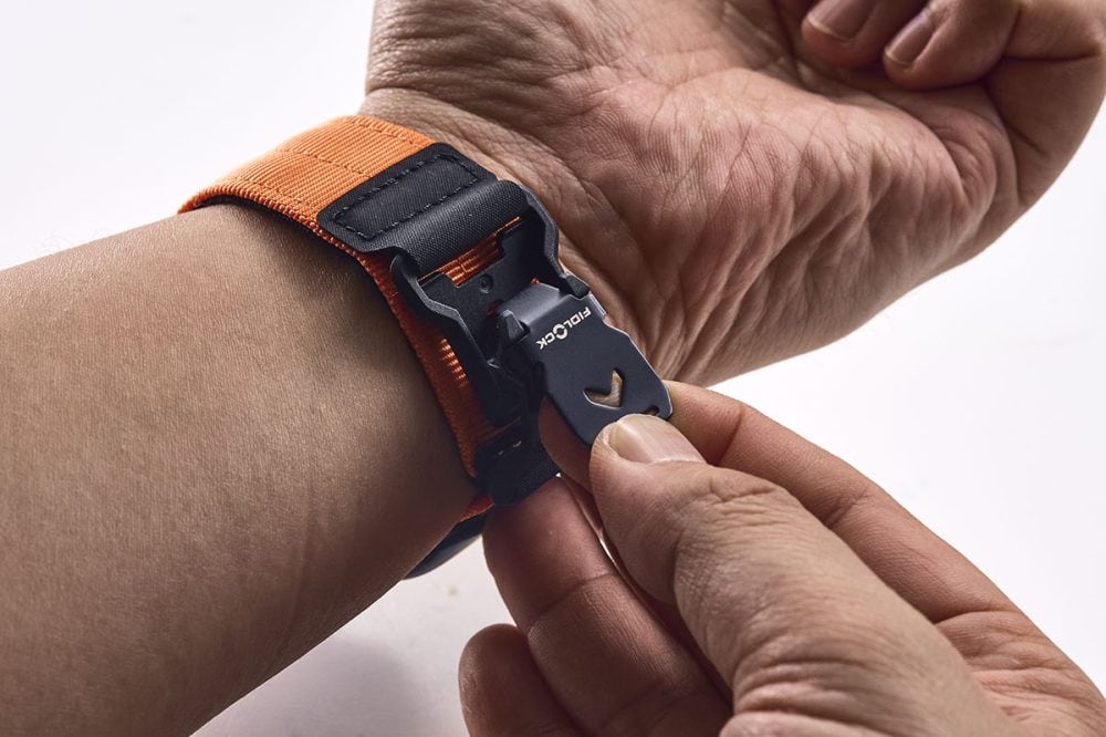 留め具部分にはドイツのFidlock®テクノロジーを搭載