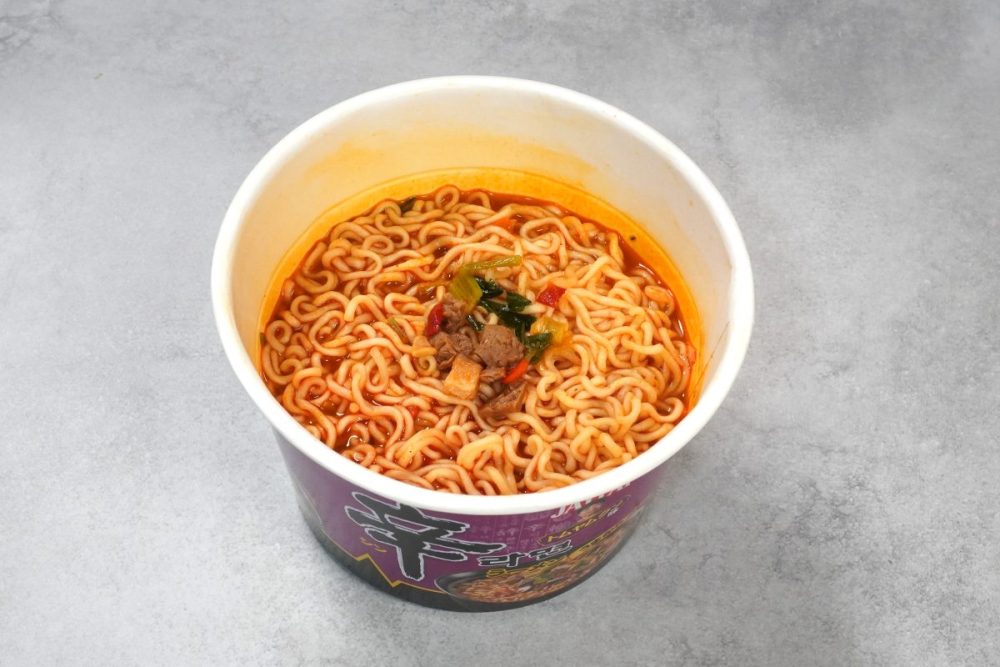 農心ジャパン
辛ラーメン トムヤムクン カップ
