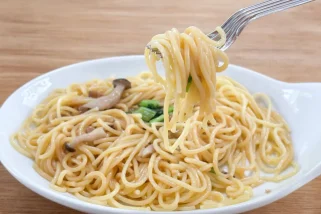 「もはや生麺なモチモチ食感」驚愕クオリティの冷凍パスタ、“クセあり冷凍餃子”頂上決戦…ほか【冷凍食品の人気記事ランキングベスト3】（2025年5月版）