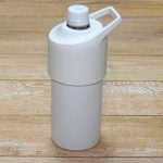 無印良品「冷やしたまま持ち運べる　ペットボトル用保冷ホルダー」
