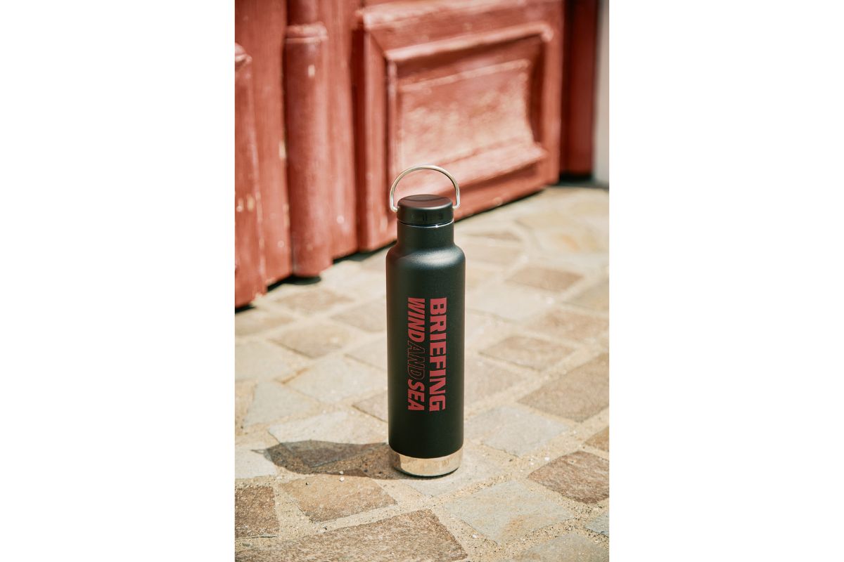 ブリーフィング ゴルフ×ウィンダンシー「BR×KK Insulated Classic Narrow 20oz WDS」￥7,150／2色展開（サックス、ピンク）