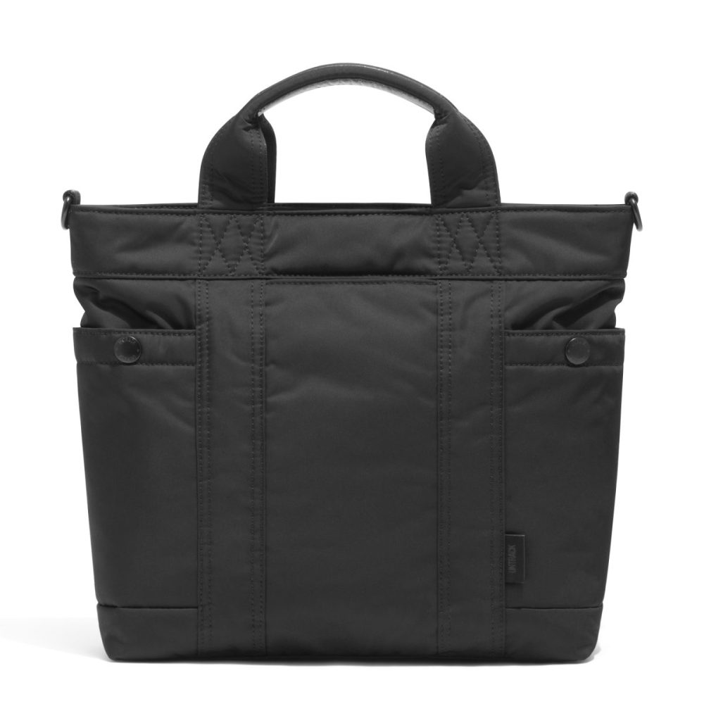 アントラック「ホリデートートS」￥23,100／W34×H25×D7㎝