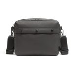 ントラック「ショルダーバッグ ホリゾンタルタイプ」￥20,900／W25×H20×D9㎝