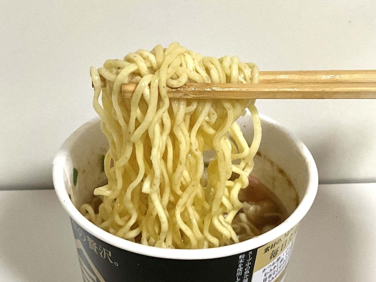 サッポロ一番 久世福商店監修 「毎日だし」で仕上げた 和風醤油らーめん