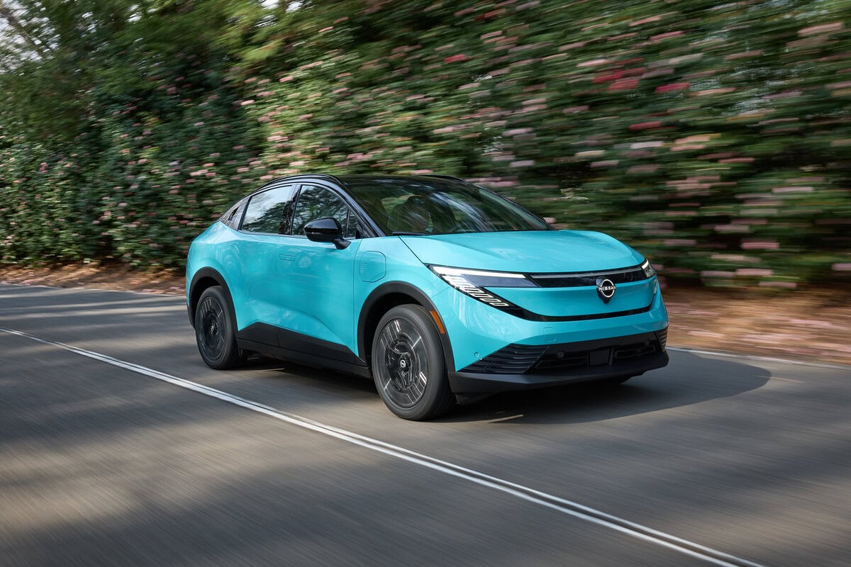 パワースペックは52kWh仕様が最高出力130kW／最大トルク345Nm、75kWh仕様は160kW／355Nmと発表