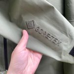 AIGLE EXPERIENCE BY ÉTUDES STUDIO ゴアテックス 3レイヤーフーデッドジャケット