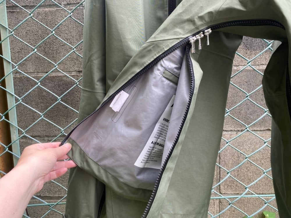 AIGLE EXPERIENCE BY ÉTUDES STUDIO ゴアテックス 3レイヤーフーデッドジャケット