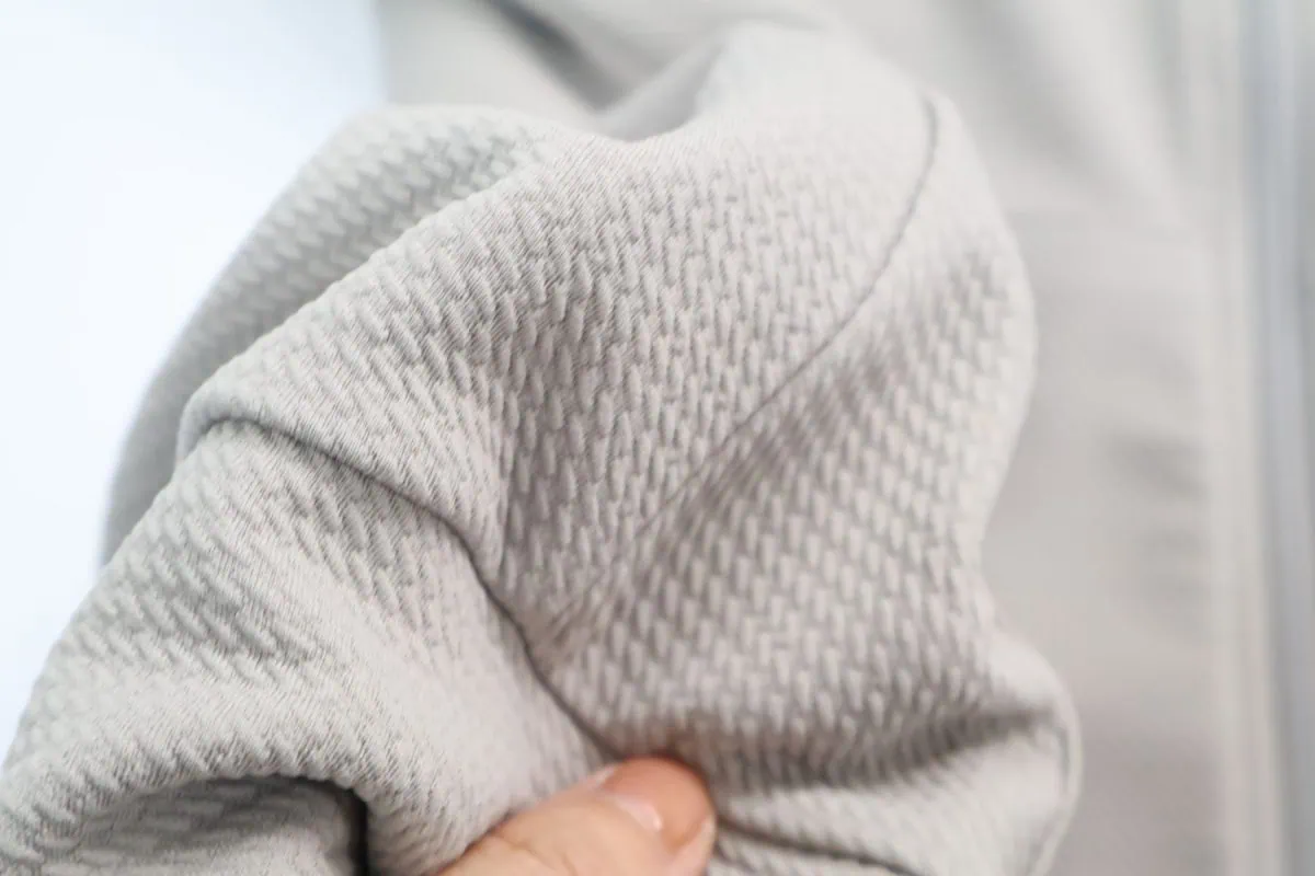 この絶妙なぼこぼこ触感が着心地が良い