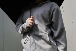 「熱中症対策には日傘がおすすめ」カインズの“猛暑対策アイテム”がコスパ抜群で優秀だった！UVカットパーカー＆日傘の実力をリポート