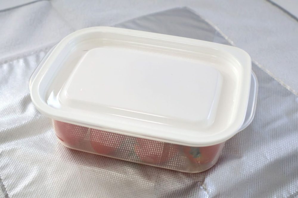 お弁当箱の保冷にも