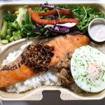 SOMY’S DELI　「8種野菜のザクザクゴマ醤油サーモン弁当」　