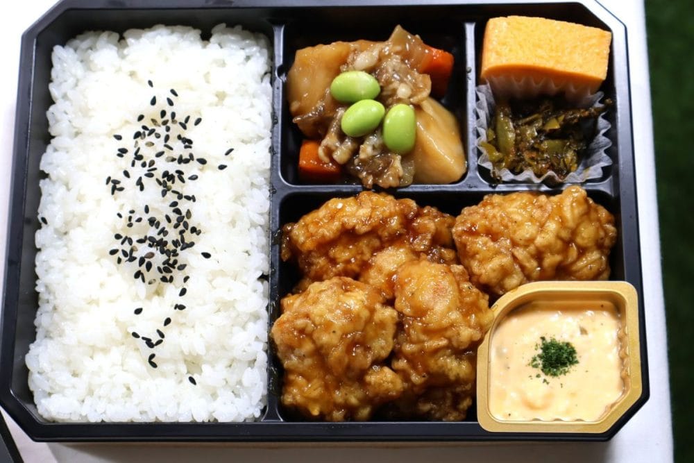 塚田農場おべんとラボ「絶品！塚だまタルタル若鶏のチキン南蛮弁当」