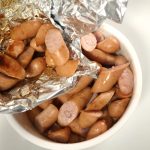 「燻製屋熟成あらびきポークウインナー」3袋分を加える！