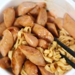 箸を進めても進めても終わることのない燻製屋のウインナー